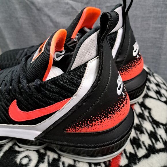 %Size 17 Nike LeBron 16 Tech Challenge Hot Lava Black CI1521-001 WORN ONCE  A 12 main image 7